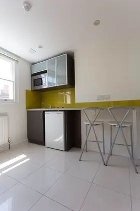 Deluxe Studio Apartment