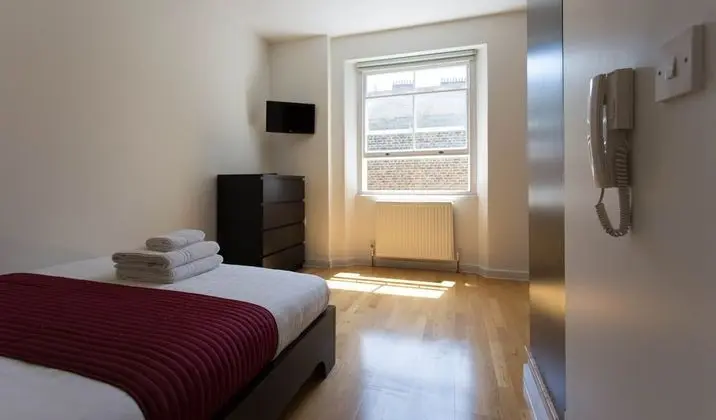 Deluxe Studio Apartment