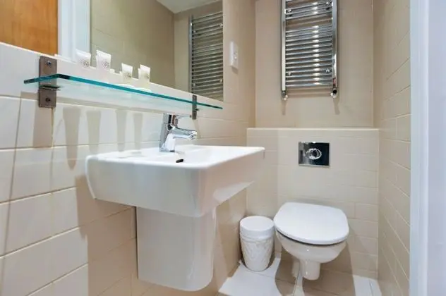 Top Floor Studio Apartment