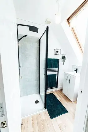 Apart Daire, Banyolu/Duşlu