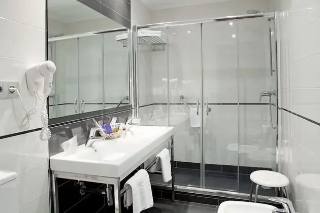 Tek Büyük Yataklı Oda (extra bed)