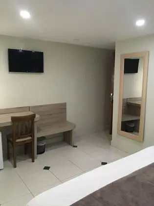 Standard Tek Büyük Yataklı Oda