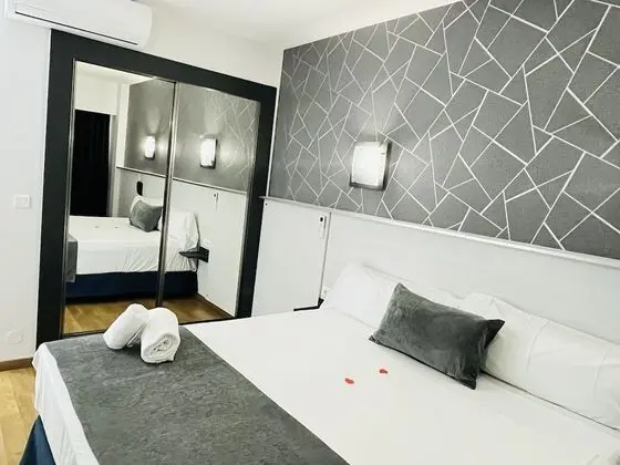 Büyük Yataklı Tek Kişilik Oda, Teras, Deniz Manzaralı