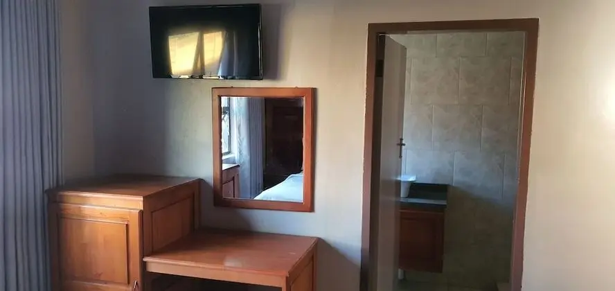 Executive Tek Büyük Yataklı Oda