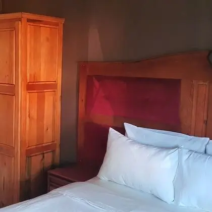 Luxury Tek Büyük Yataklı Oda, 1 Yatak Odası, Sigara İçilmez, Bahçe Manzaralı