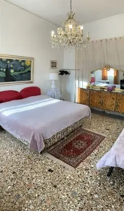 Honeymoon Oda, Ortak Banyo, Kanal Manzaralı