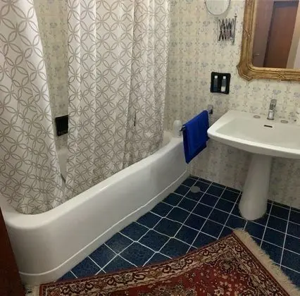 Honeymoon Oda, Ortak Banyo, Kanal Manzaralı