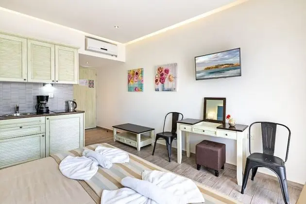 Stüdyo, Kısmi Deniz Manzaralı