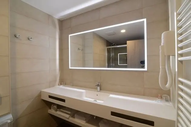 Deluxe Büyük Yataklı Tek Kişilik Oda, 2 Tek Kişilik Yatak, Özel Banyo