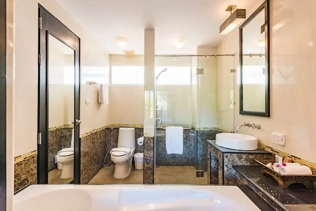 Premium Deluxe Pool View Room