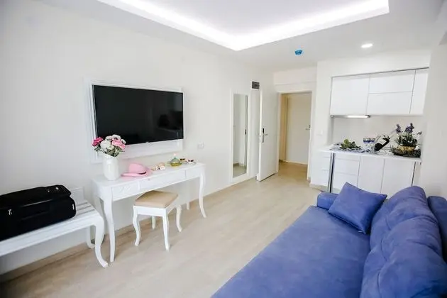Standard Suite, City View