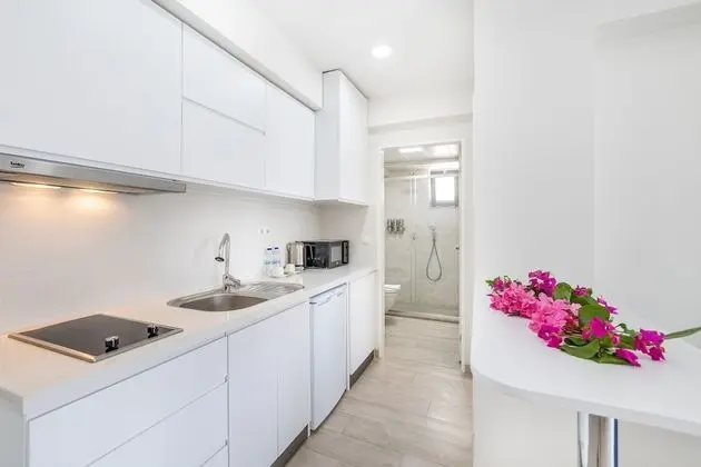 Standard Suite, City View