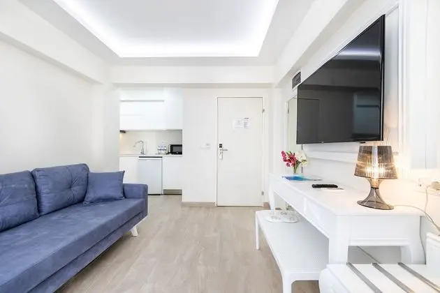 Standard Suite, City View