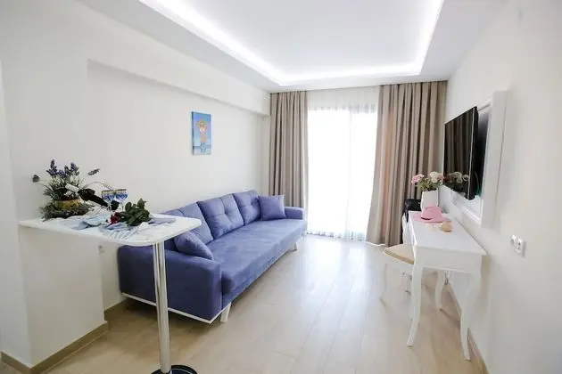Standard Suite, City View
