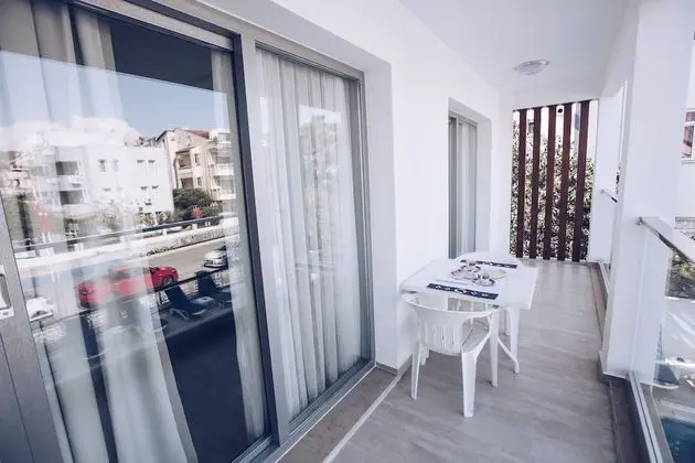 Standard Suite, City View