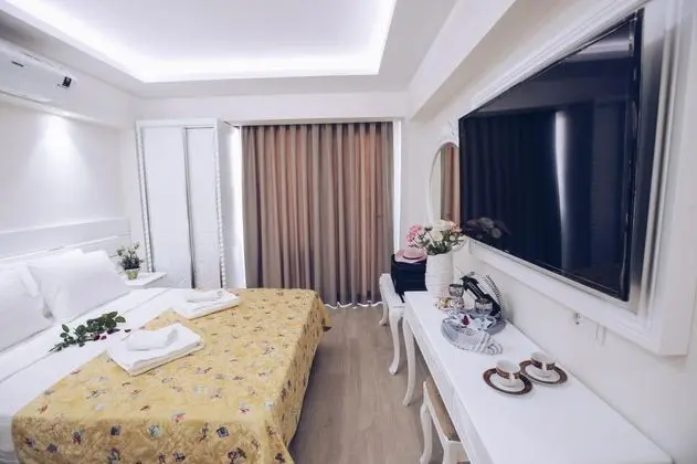 Studio, Dağ veya Havuz Manzaralı, Balkonlu