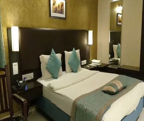 Deluxe Tek Büyük Yataklı Oda, 1 Çift Kişilik Yatak, Sigara İçilmez