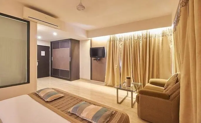 Deluxe Tek Büyük Yataklı Oda, 1 Çift Kişilik Yatak, Sigara İçilmez