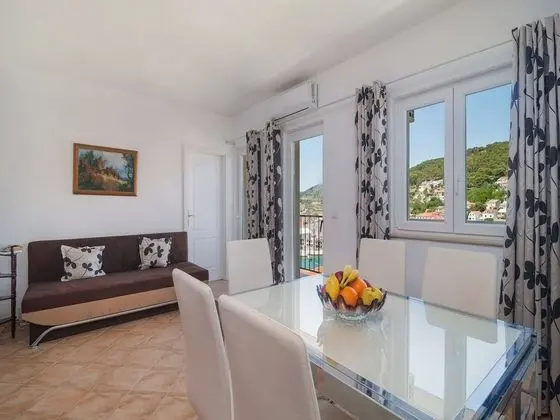 Villa (Seven Bedrooom Villa)