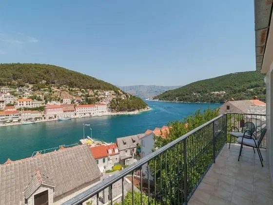 Villa (Seven Bedrooom Villa)