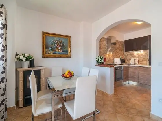 Villa (Seven Bedrooom Villa)