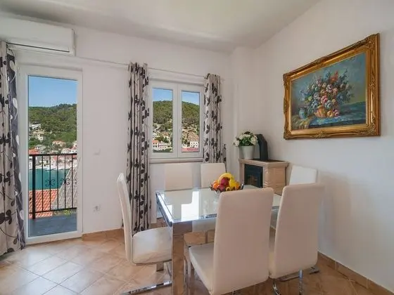 Villa (Seven Bedrooom Villa)