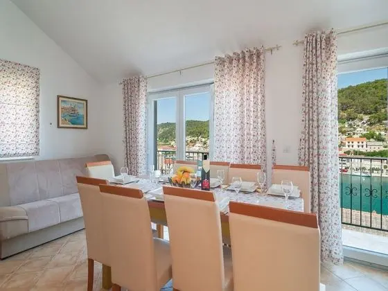 Villa (Seven Bedrooom Villa)