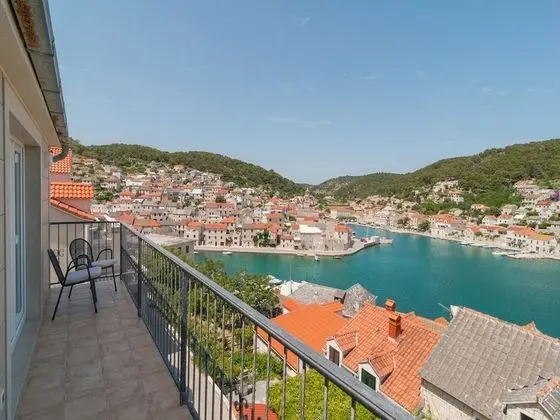 Villa (Seven Bedrooom Villa)