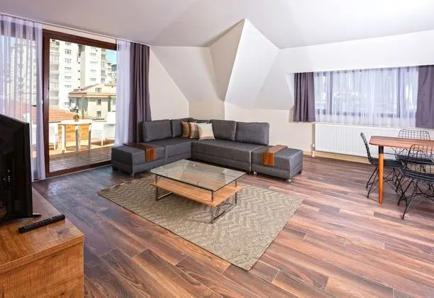 City Penthouse, 2 Bedrooms, Non Smoking, City View