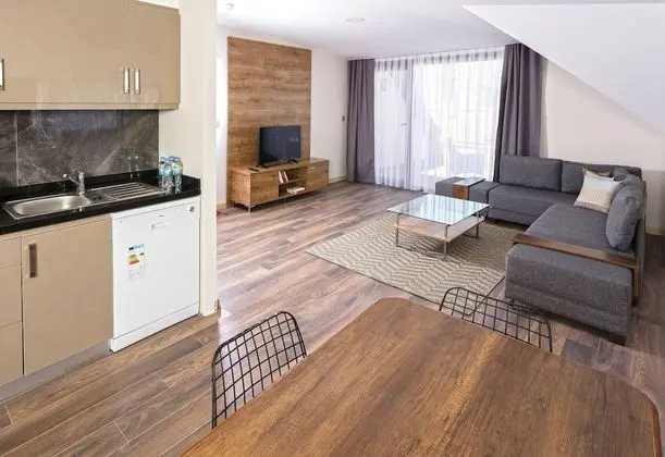 City Penthouse, 2 Bedrooms, Non Smoking, City View