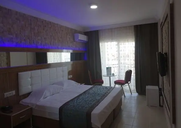 Triple, Deniz veya Kara Manzaralı
