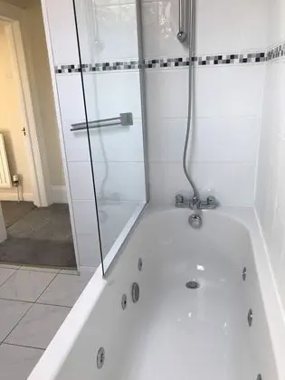 Comfort Tek Büyük Yataklı Oda, Bahçe Manzaralı