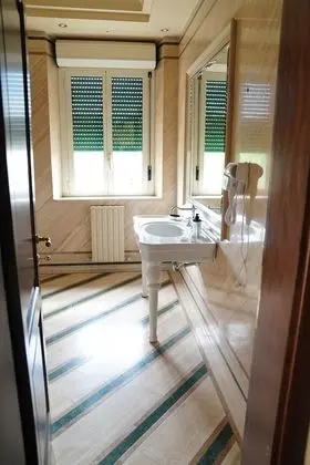 Deluxe Dört Kişilik Oda, Deniz Manzaralı
