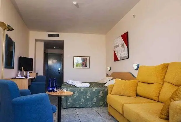 1 Çift Kişilik Veya 2 Tek Kişilik Yatak Standard