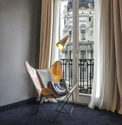 Grand Oda, Şehir Manzaralı