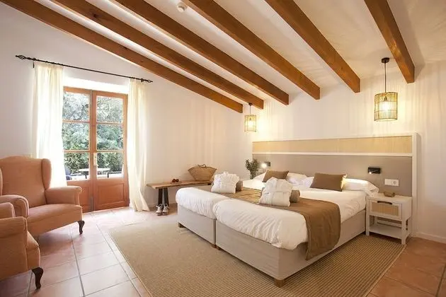 Tek Büyük Yataklı Oda, Teras (with extra bed)