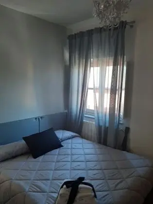 Economy Tek Büyük Yataklı Oda