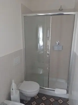 Economy Tek Büyük Yataklı Oda