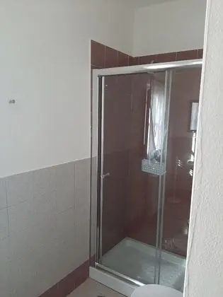 Economy Üç Kişilik Oda