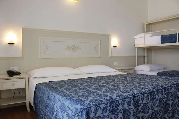 Family Oda, Balkon, Deniz Manzaralı