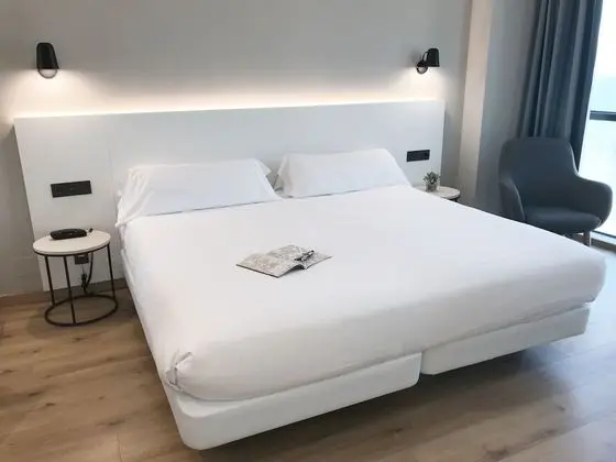 Family Oda, 1 En Büyük (King) Boy Yatak, Plaj Manzaralı