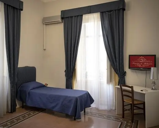 Üç Kişilik Oda