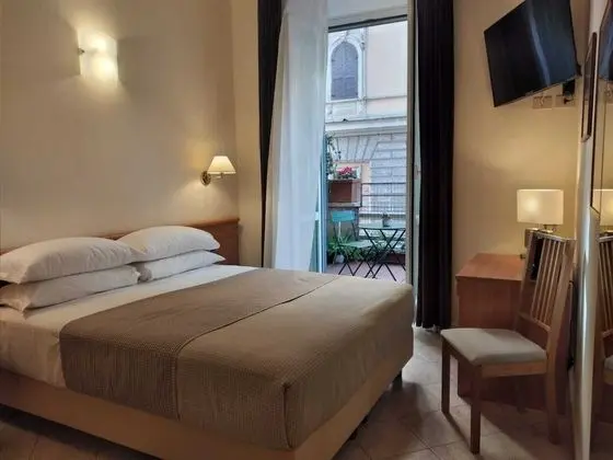Tek Büyük Yataklı Oda, Balkon