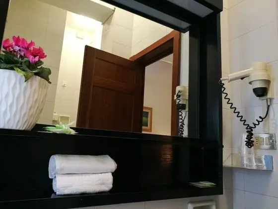 Classic Tek Büyük Yataklı Oda
