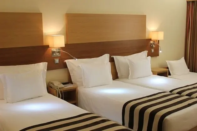 Superior Üç Kişilik Oda, Sigara İçilmez, Balkon (with Extra Bed Up to 4 Guests)