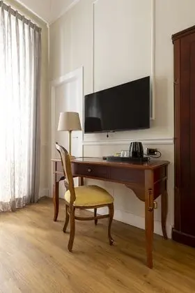 Basic Tek Büyük veya İki Ayrı Yataklı Oda