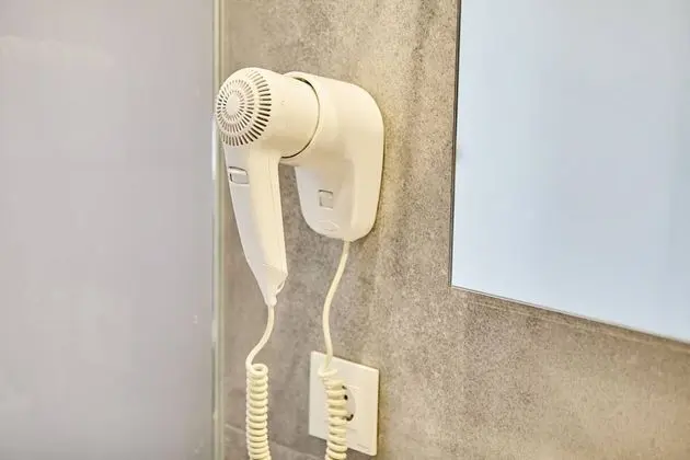 Büyük Yataklı Tek Kişilik Oda, Balkon
