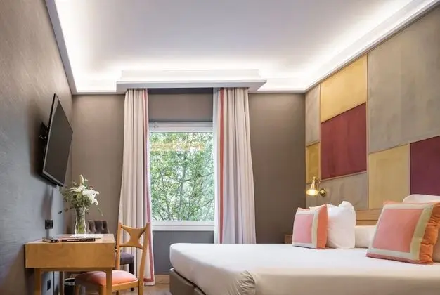 Standard Tek Büyük veya İki Ayrı Yataklı Oda