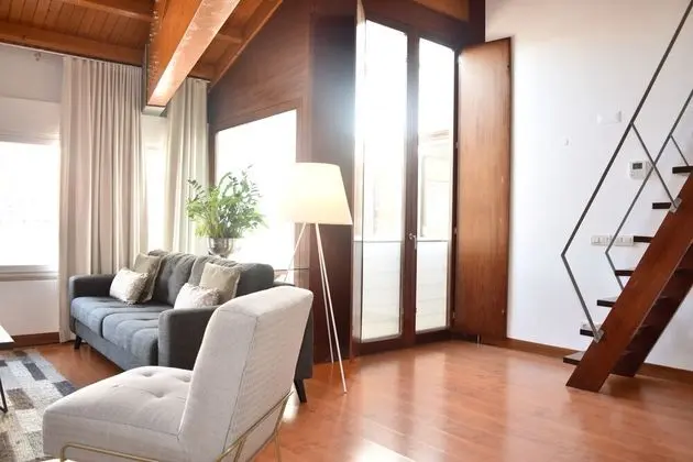 Çatı Katı (Loft)