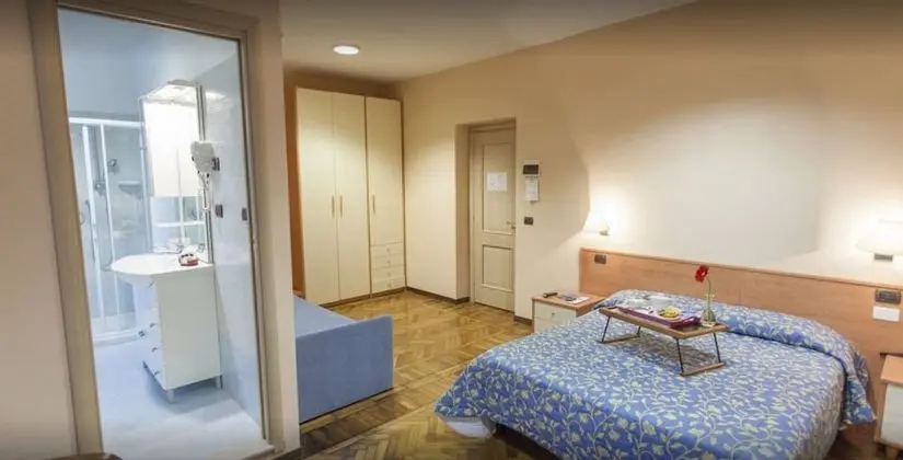 Comfort Tek Büyük veya İki Ayrı Yataklı Oda